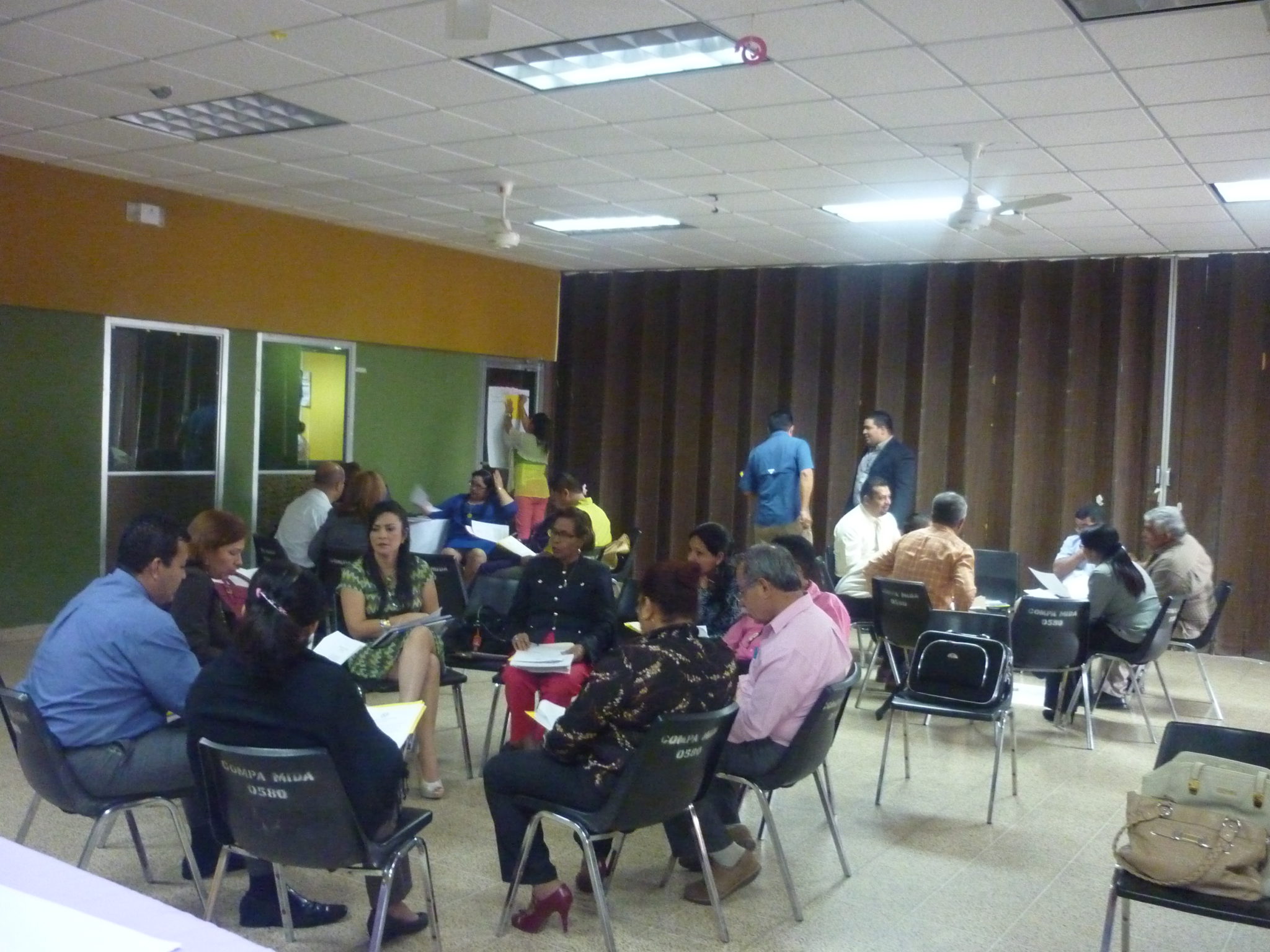 Lee más sobre el artículo Supervisores regionales del MEDUCA en Veraguas se capacitan en ética del servidor público