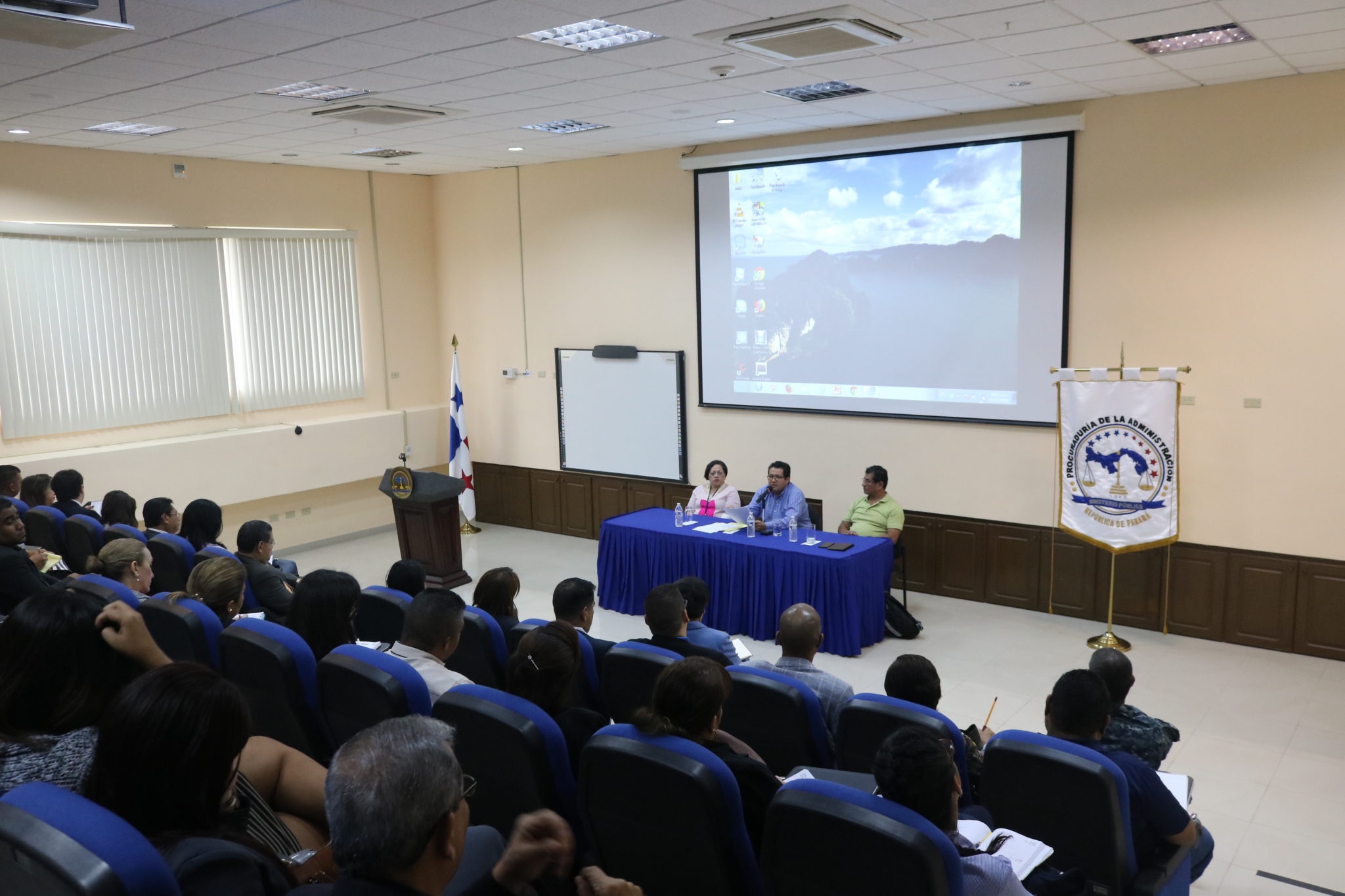 Lee más sobre el artículo Conferencias sobre Derecho Disciplinario en CECPA